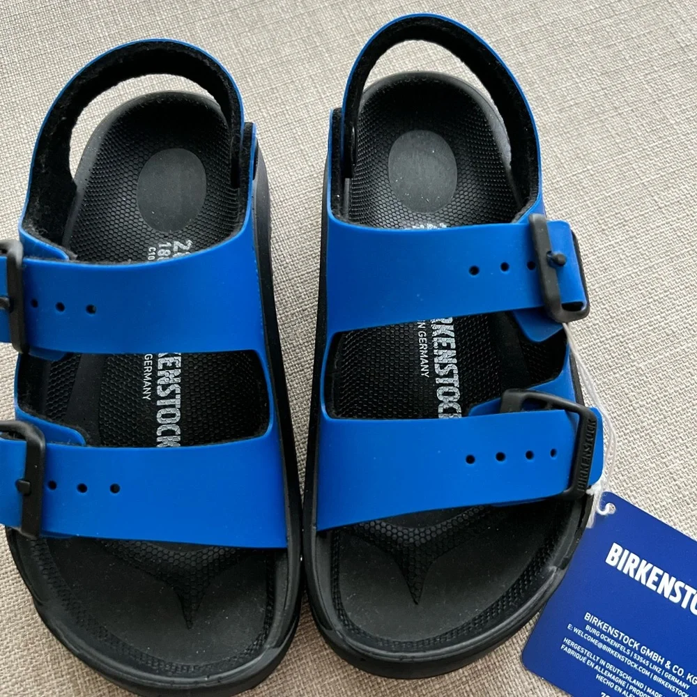 Birkenstock Kids size 28 (10-10.5) Mogami Sandals
